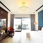 Royal Dragon Boutique Hotel