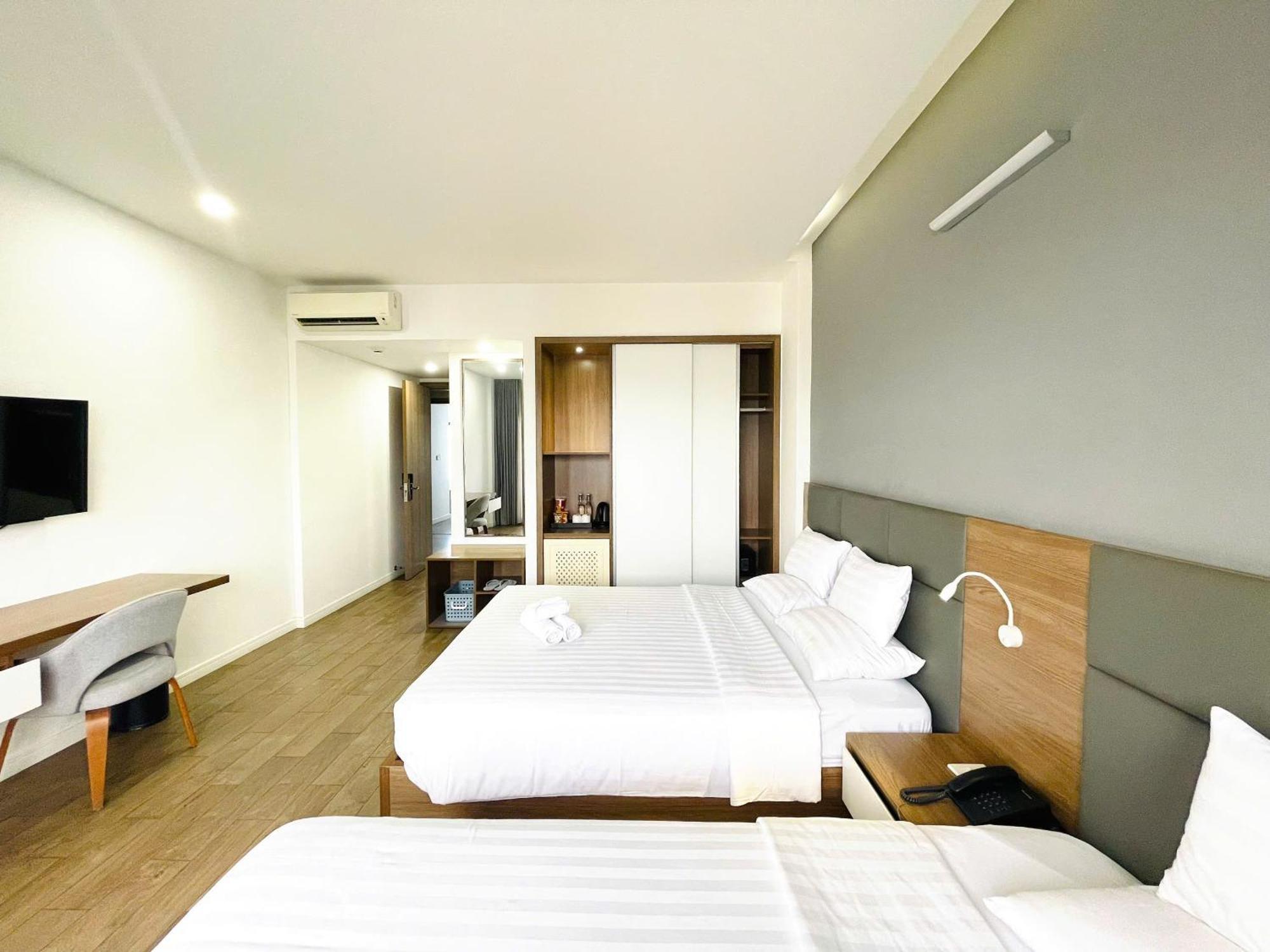Royal Dragon Boutique 3*
